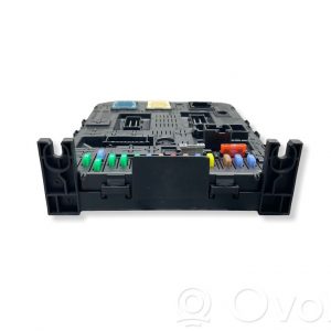 Citroen C4 Grand Picasso Блок предохранителей